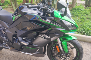 Kawasaki ninja 1000 sx