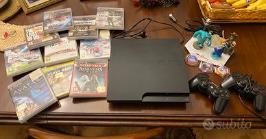 PlayStation 3 + 2 controller + 10 giochi