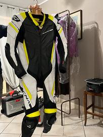 Tuta moto