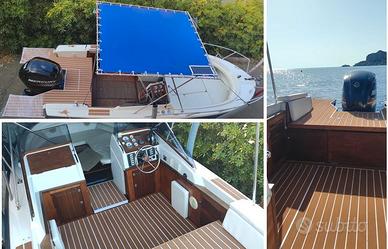 Barca open lux con motore 4 tempi Mercury 115 Cv