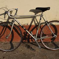 bici da corsa ragazzo