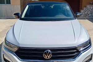 VOLKSWAGEN  T-ROC 1.5 TSI DSG