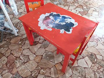 tavolino per bimbi