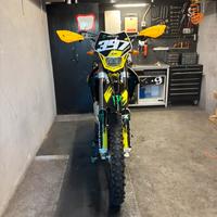 Smebro Suzuki valenti 50