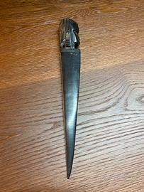 Tagliacarte in legno africano