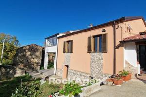 2 SOLUZIONI INDIPENDENTI CON TERRENO DI CIRCA 28.0