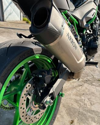 Scarico terminale ARROW Kawasaki Z900 SE 2025