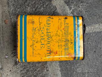 Vecchia latta di olio di lino di giulio guggeri