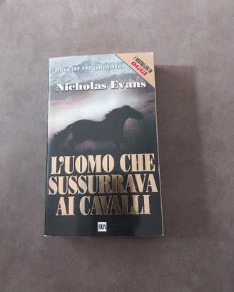libro  L'uomo che sussurava ai cavalli 