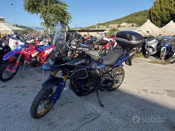 Suzuki V-Strom 800 De