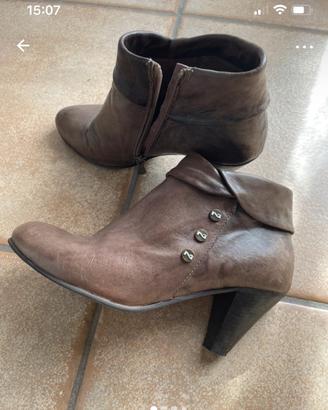 Stivaletti nero giardini misura 37