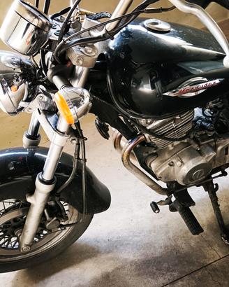 Suzuki Marauder GZ 250 - 2006