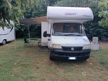 Camper joint e35 mansardato 66.000 km