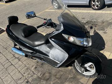 Suzuki Burgman 400 - 2006