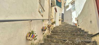 MONOLOCALE A VIETRI SUL MARE