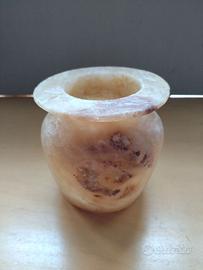 Vaso in alabastro portacandele egiziano