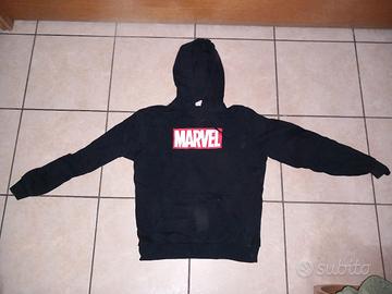 felpa Marvel 
