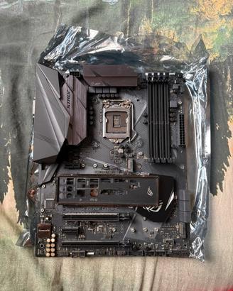 Scheda madre ASUS STRIX Z270F