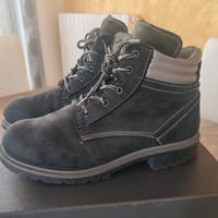 Stivaletti anfibi Nero Giardini 39 