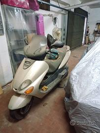 Scooter 150 di cilindrata
