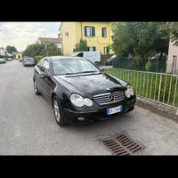 Mecedes Benz C220 d  sport coupe (CL203)