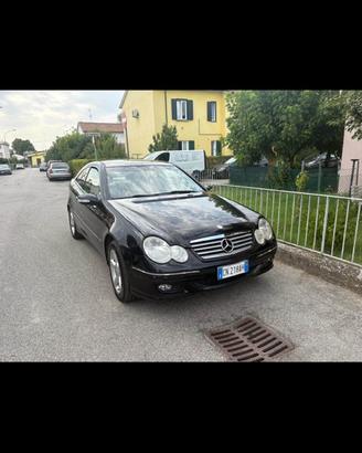 Mecedes Benz C220 d  sport coupe (CL203)