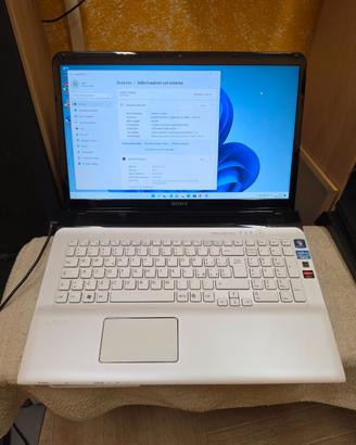 Notebook Sony Vaio 171A11M I5-2450M 8GB/SSD 17,3"