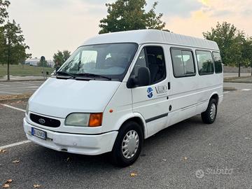 Ford Transit Tourneo Bus 2.4TD 9 POSTI