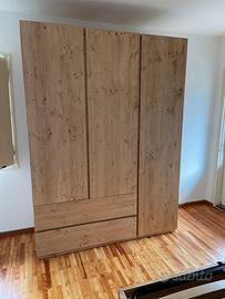 Armadio 3 porte 2 cassetti abete