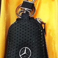 una custodia in pelle per chiavi mercedes volkswa