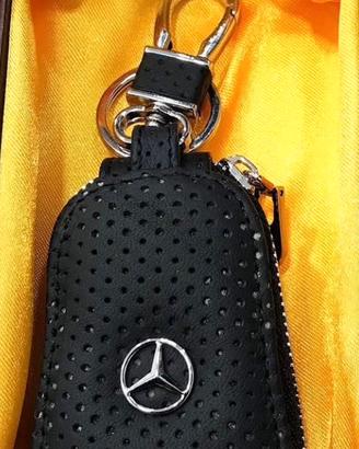 una custodia in pelle per chiavi mercedes volkswa