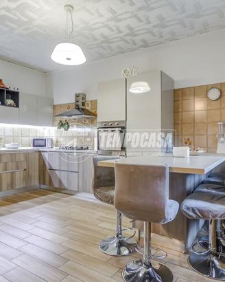 TERRATETTO UNIFAMILIARE CON SPAZIO ESTERNO E BOX I