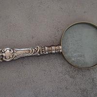 Lente d’ingrandimento antica – Manico lavorato 