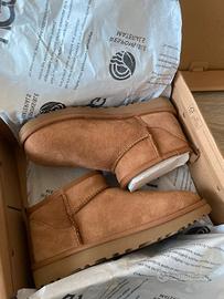 UGG Mini Stivali Donna N.37