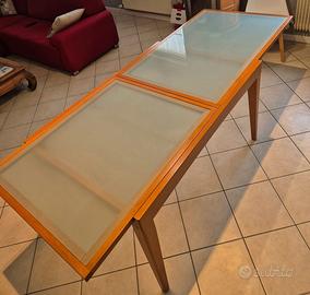 Tavolo modello Calligaris