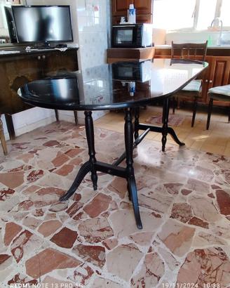 Tavolo ovale vetro effetto marmo