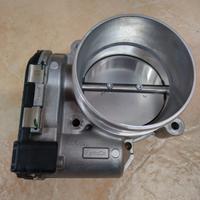 Corpo farfallato Ford Mustang v8/v6 + distanziale