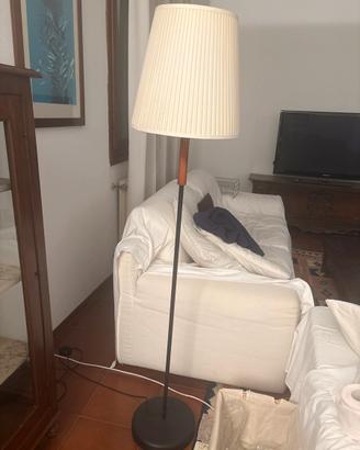 Lampada da terra