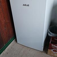 Frigorifero Akai
