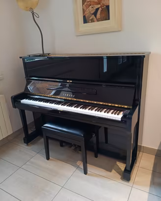 PIANOFORTE YAMAHA U1