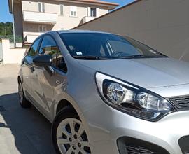 KIA Rio 5P 1.2 Benzina - Anche per Neopatentati