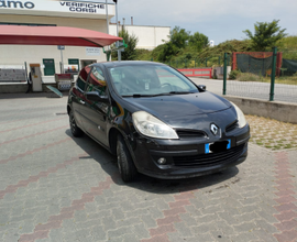 Renault Clio le iene