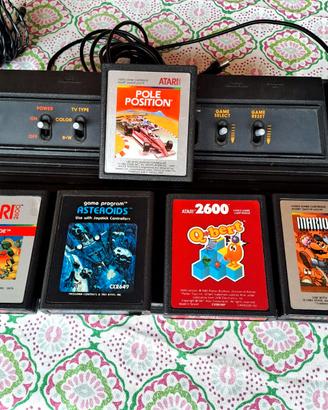 Atari 2600 Vader + 5 cartucce + manuali originali