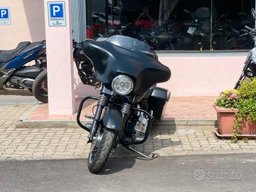 Harley-davidson CVO Street Glide 1800 (2010 - 11) 