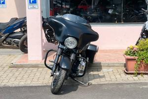 Harley-davidson CVO Street Glide 1800 (2010 - 11) 