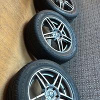 Cerchi in lega BMW X3 con pneumatici invernali