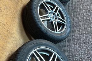 Cerchi in lega BMW X3 con pneumatici invernali