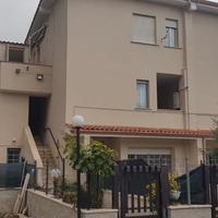 Appartamento 77 mq con posto auto interno