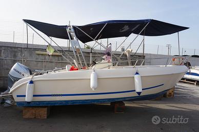 Natante ARKOS con motore Honda 40 cv