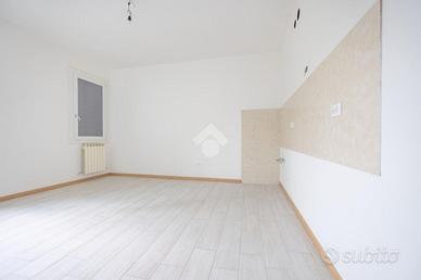 VILLA A SCHIERA A MIRA